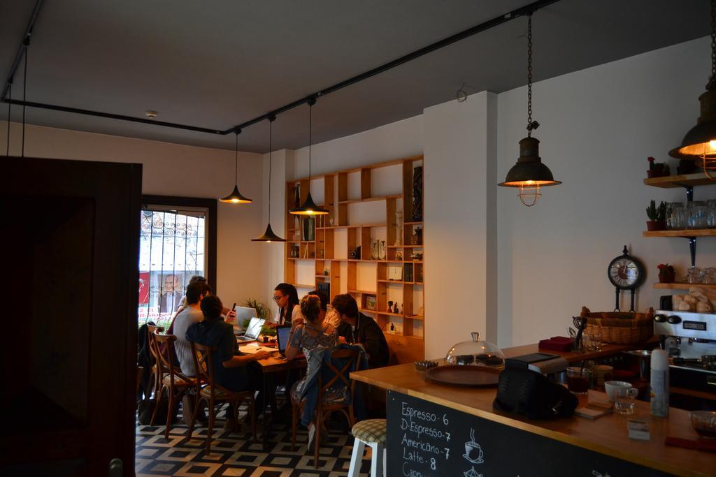 The Hub Hostel Istanbul Ngoại thất bức ảnh